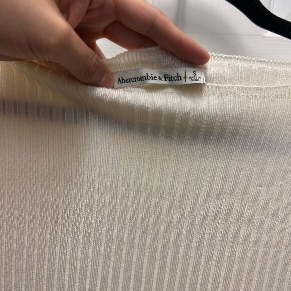 Abercrombie & Fitch Long Sleeve Bodysuit in Cream - Picture 2 of 5